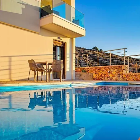 Lia With Private Eco Pool - Amazing View Apartmán *