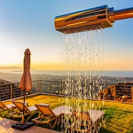 Апартаменти Lia With Private Eco Pool - Amazing View Ханья (Крит)