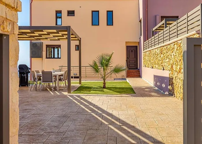 Lia With Private Eco Pool - Amazing View Chania (Crete)