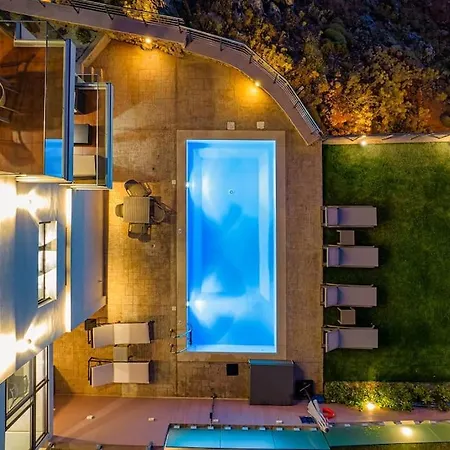 Lia With Private Eco Pool - Amazing View Apartment